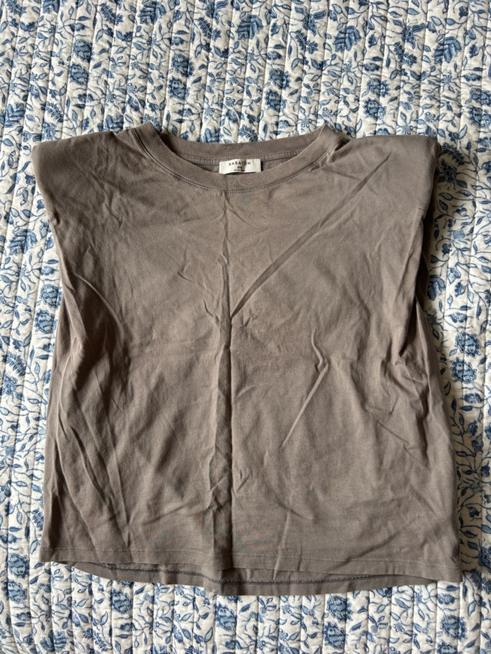 Aritzia Babaton Shoulder Pad Shirt